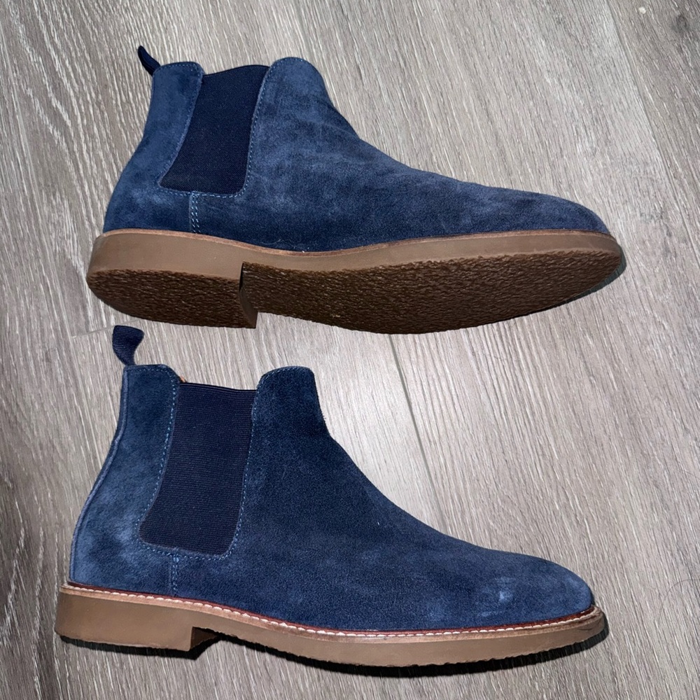 Steve Madden Navy Suede Chukka Boots